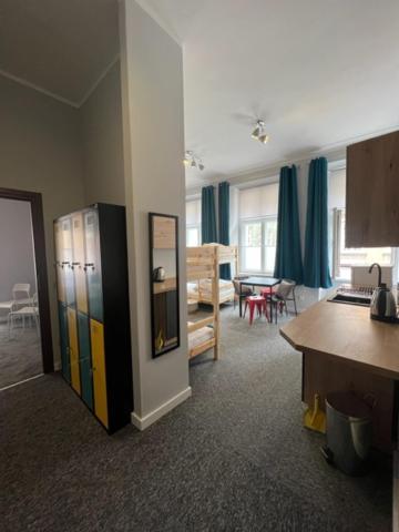 Hostel Plac Kolegiacki Познань Экстерьер фото
